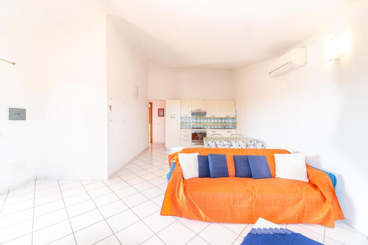Iss Travel, Citai Panoramic Apartments - 1,5 Km From The Beach San Teodoro  Exteriör bild